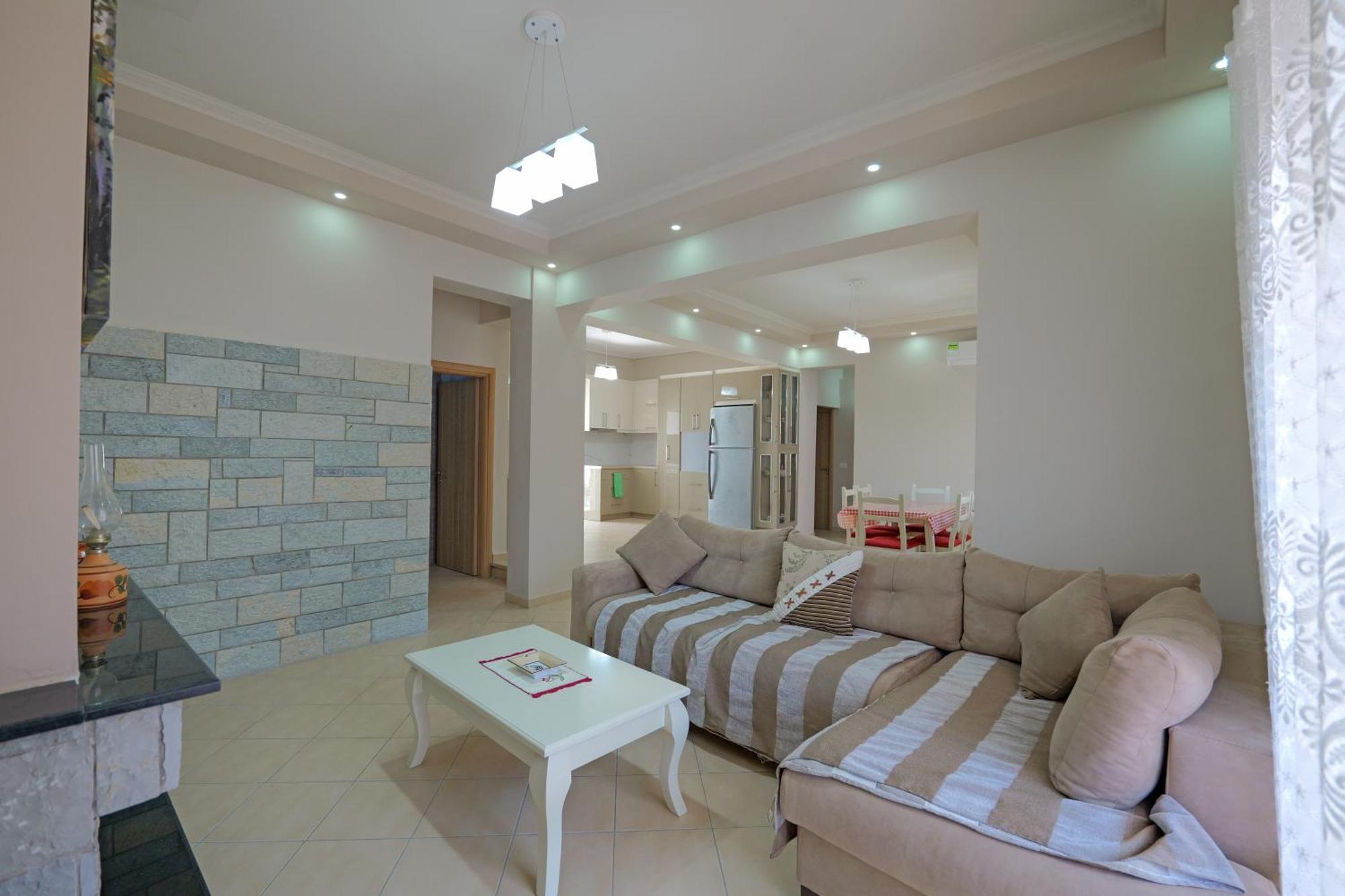 Dana Hotel Apartments Саранда Екстер'єр фото